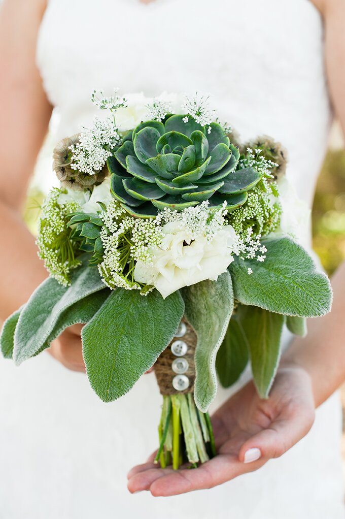 Rustic succulent bouquet - wedding inspiration
